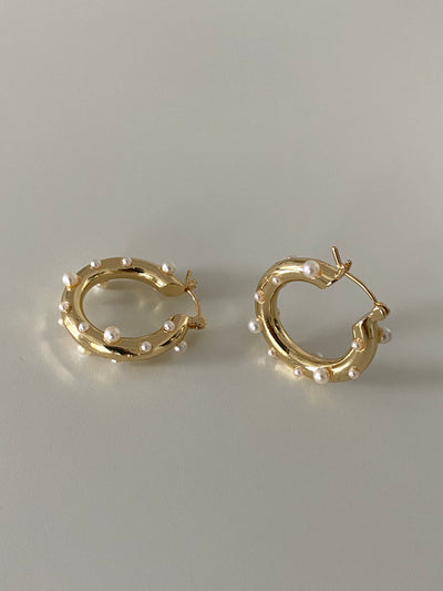 Olivia Pearl Hoop Earrings